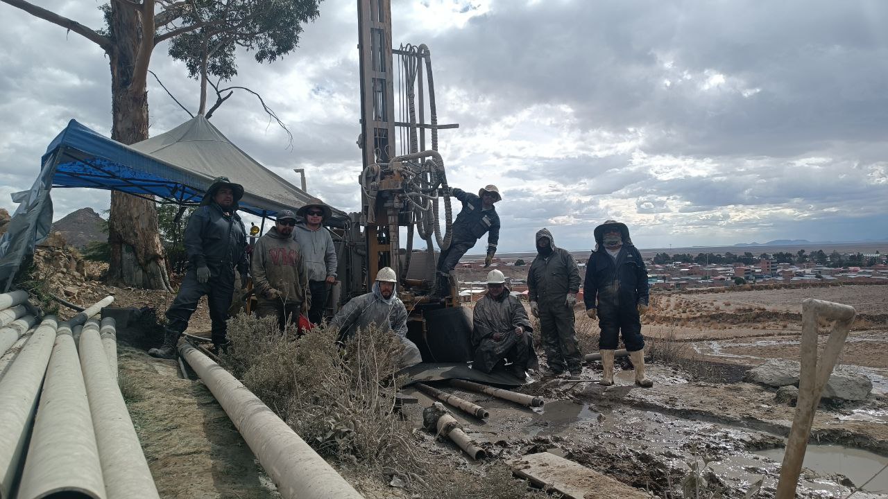 Foto de Equipo - Trabajo realizado en Bosquecillos por la Empresa de Perforación y Mantenimiento de Pozos La Fuente de Agua Viva